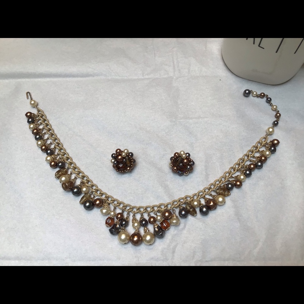 Vintage faux pearl necklace and clip earrings.